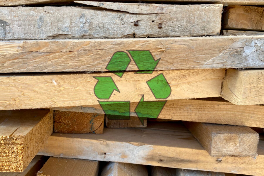 Green,Recycling,Icon,On,Waste,Wood,Planks,From,Construction,Site,